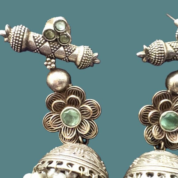 Handmade Silver Green Turquoise gems Jhumka Earrings with Pearl Accents EUC - Picture 3 of 12